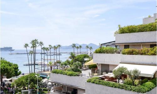 Appartement luxe au pied de la croisette et à 300 m du Palais