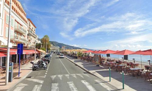 Restaurant en bord de plage