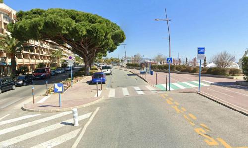 Restaurant entièrement refait port La Napoule