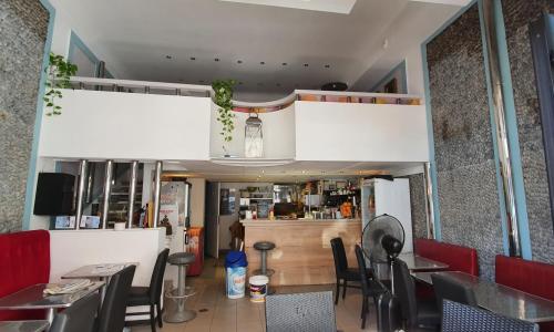 Restaurant face Palais des Festivals