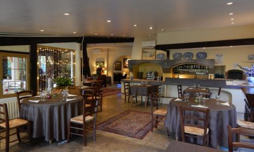 Restaurant murs et fonds proche Valbonne